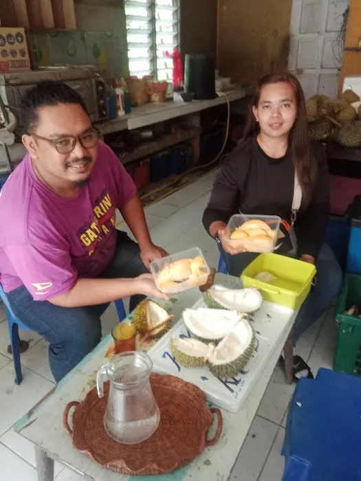 Batik Aisyah & Durian Warisan Haji Salleh Picture 2