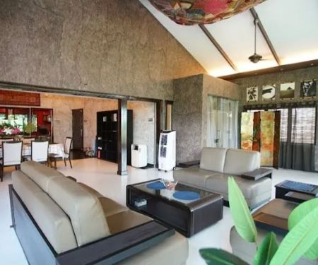 Zoo Villa