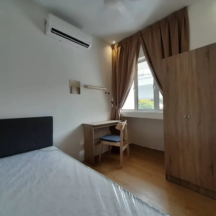 Room Plus Coliving Taman Pertama B04 Room For Rent Near MRT Picture 3