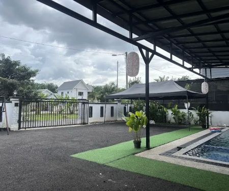 RUMAH TAMU PERINDU BUKIT CHANGGANG (KOLAM)