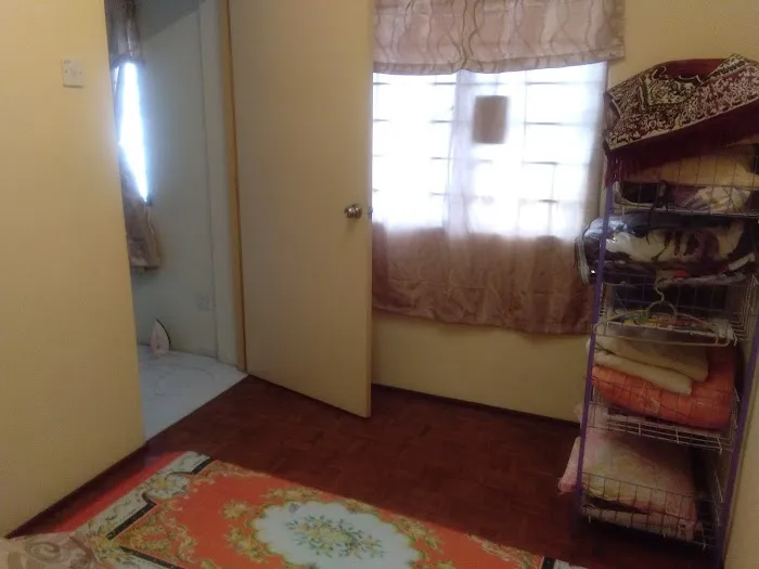 Yunira Homestay Picture 10
