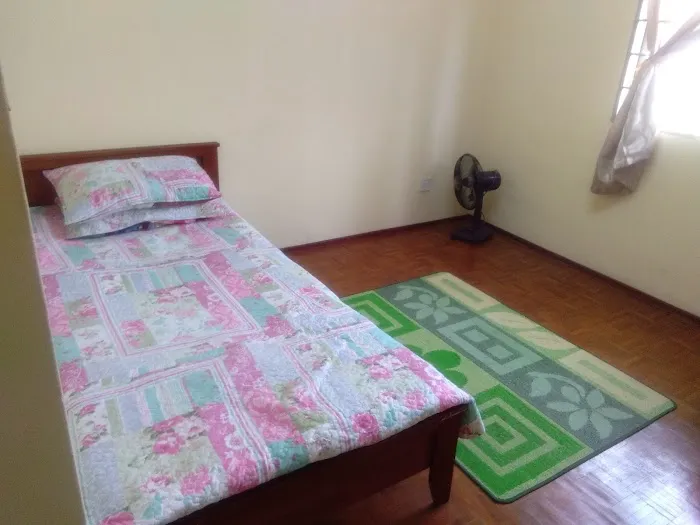 Yunira Homestay Picture 7