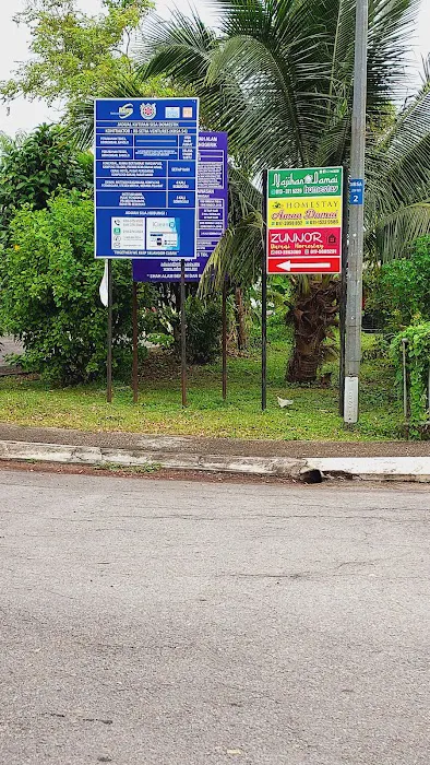 ZUNNOR DAMAI HOMESTAY Picture 3