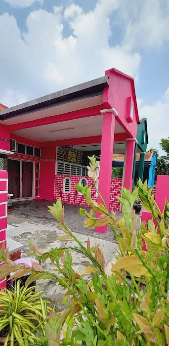 ZUNNOR DAMAI HOMESTAY Picture 9