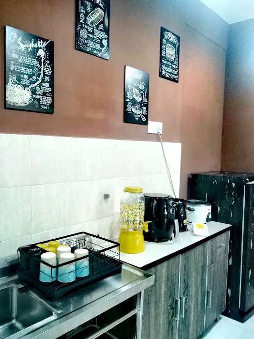 ZiMFiQ Guesthouse (Bandar Tun Razak) Picture 6