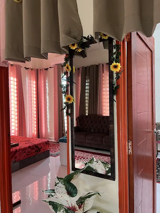 FAMILY HOMESTAY Picture 4