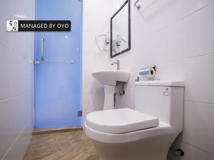 Hotel O Gs Hotels Near Strand Mall Picture 5