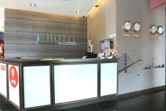 I Hotel Picture 4