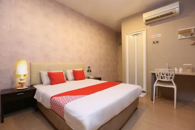 I Hotel Picture 7