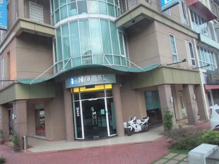 OYO 272 I Hotel Picture 3