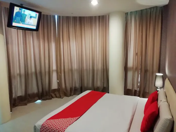 OYO 272 I Hotel Picture 10