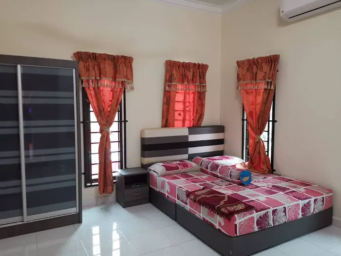 MR Homestay Picture 2