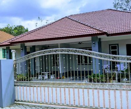 Nawiah Homestay