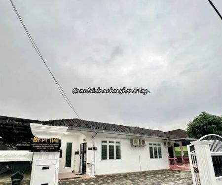 Santai D'Machang Homestay