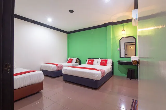 OYO 90306 G City Hotel Picture 7