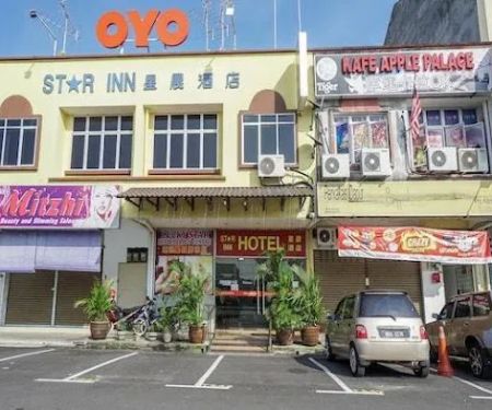 OYO 89330 Hotel Star Inn