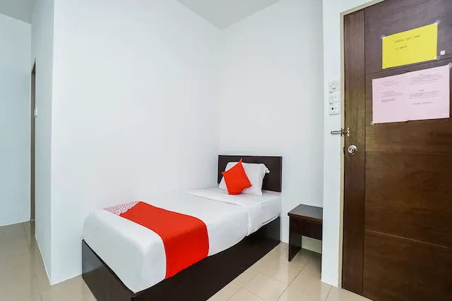 OYO 89330 Hotel Star Inn Picture 9