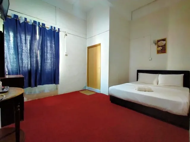 SPOT ON 89994 Rz Gold Hotel Picture 5