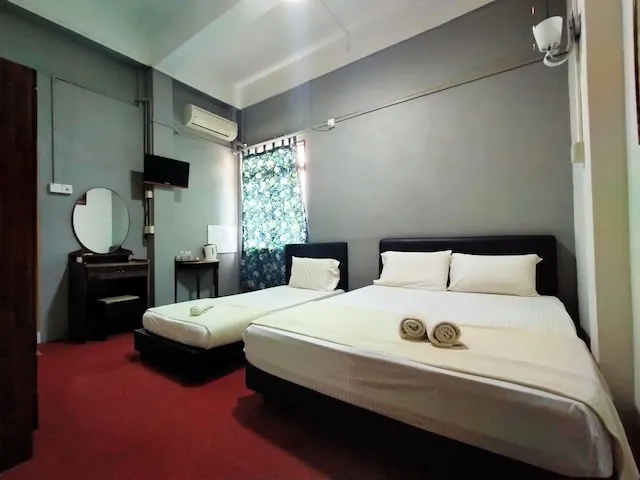 SPOT ON 89994 Rz Gold Hotel Picture 9