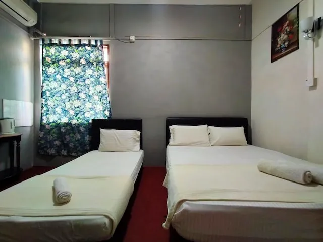 SPOT ON 89994 Rz Gold Hotel Picture 7
