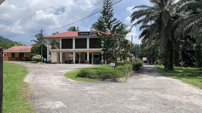 Akademi RISDA Estates Picture 2