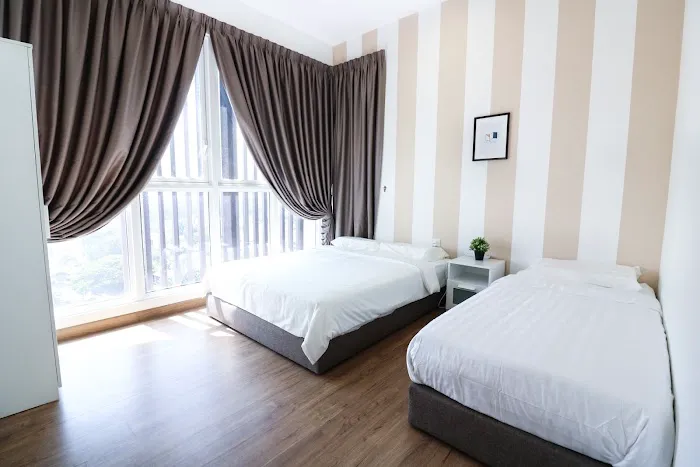 Victoria Home Sentrio Suites Picture 7