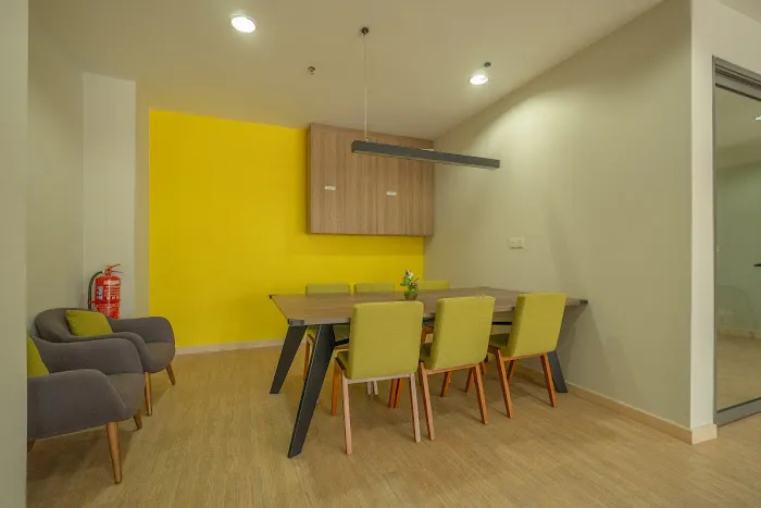 Vivo Residential Suites (Side Entrance) Picture 2