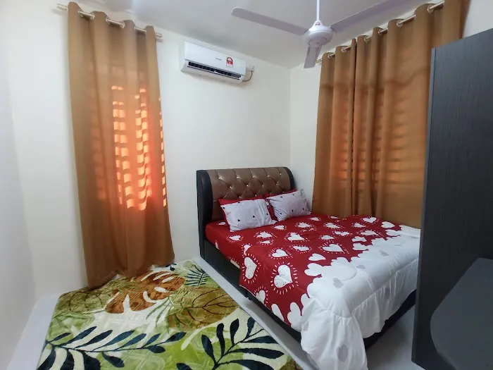 Bonda Tom Homestay dan Roomstay(LY Cottage) Felda Jengka 8 with pool Picture 4