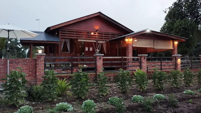 Rumah Kebun Hajar di Kebun Nanas Picture 9