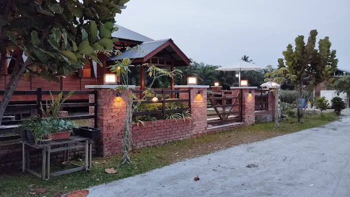 Rumah Kebun Hajar di Kebun Nanas Picture 4