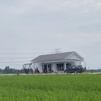 Rumah putih ico
