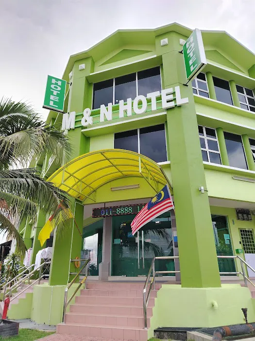 M & N Hotel Picture 6