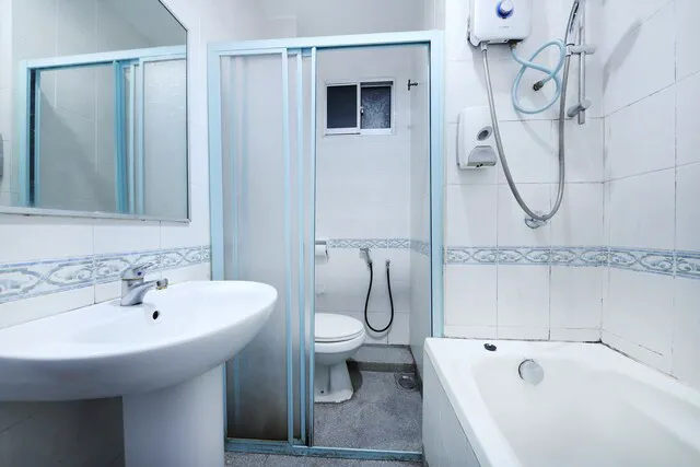 OYO 542 S2 Hotel Picture 4