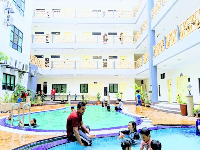 OYO 542 S2 Hotel Picture 10