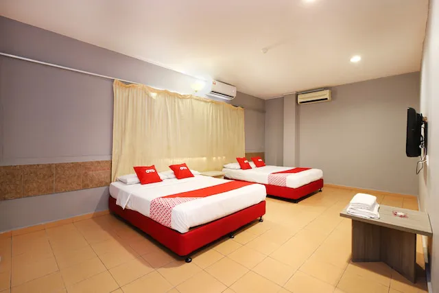 OYO 89676 Hotel 22 Picture 3