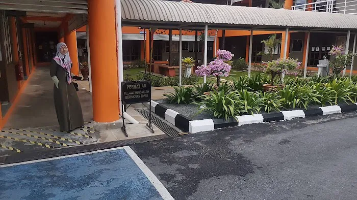 Dewan Felda Wilayah Raja Alias Picture 5