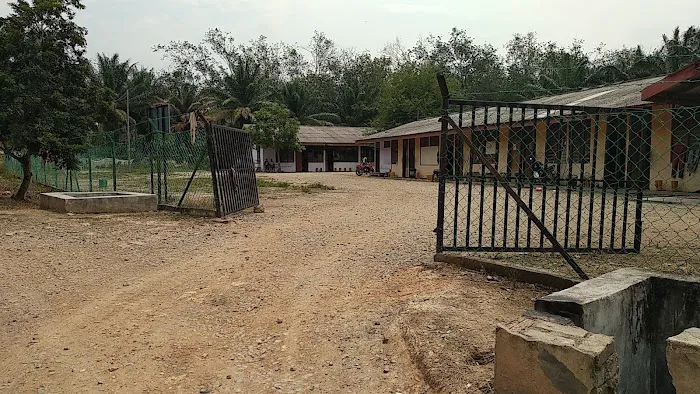Felda Raja Alias 5 Ashrama Picture 4