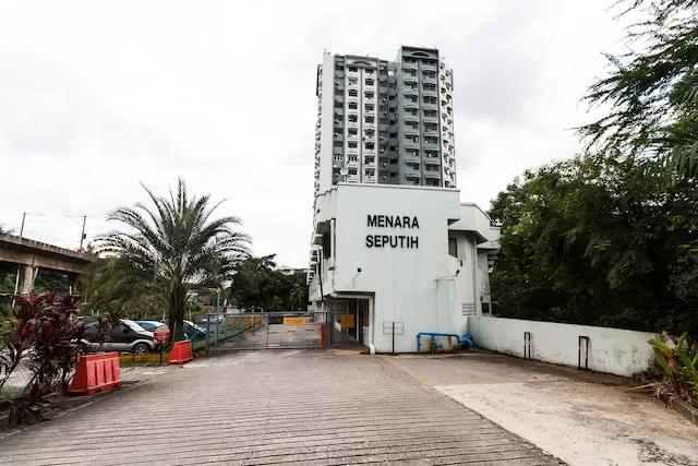 OYO Home 556 Spacious 2BR Menara Seputeh Picture 10
