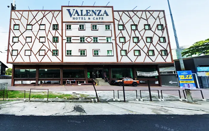 Valenza Hotel & Cafe Picture 10