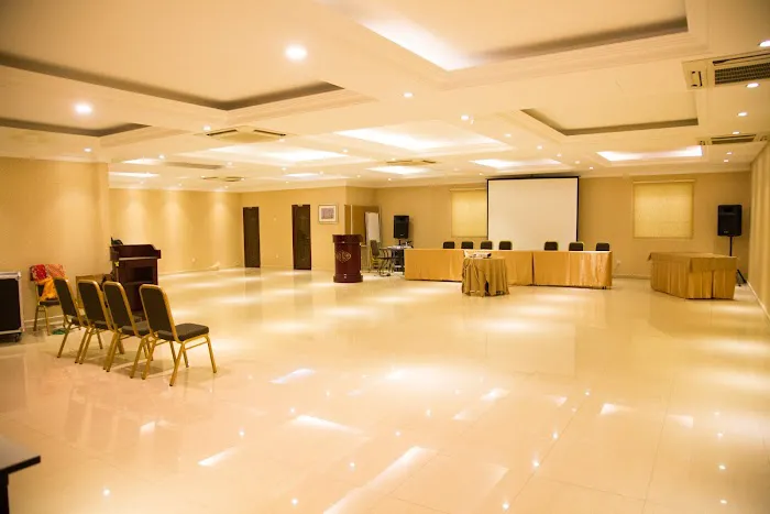 Valenza Hotel & Cafe Picture 4