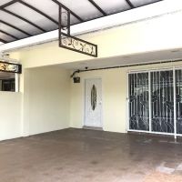 Rumah Tamu Desa Puteri ico