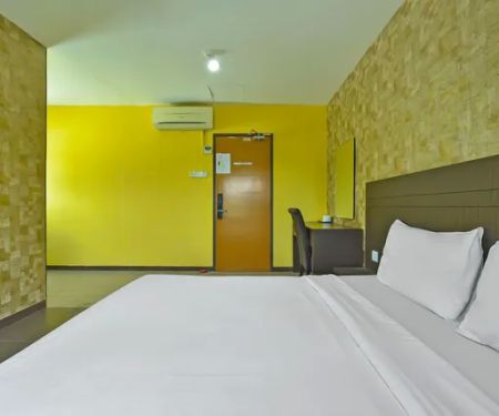 Capital O 90788 New Hotel 33 Permaisuri