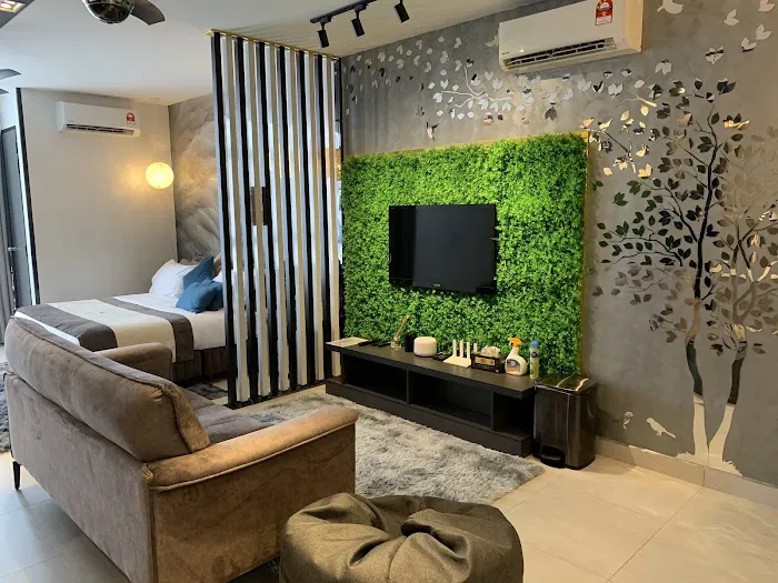 Q Boutique Smart Studio Picture 1