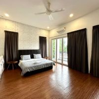 24 Pax Sg Buloh Homestay Airbnb ico