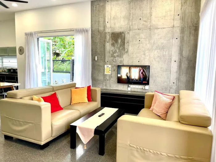 24 Pax Sg Buloh Homestay Airbnb Picture 4
