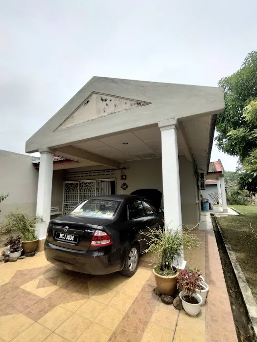 Zainal homestay Picture 7
