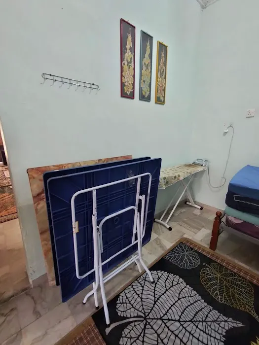 Zainal homestay Picture 10