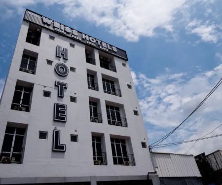 Weiss Hotels Kepong Baru