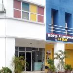 OYO 90202 Hotel Alam Jaya