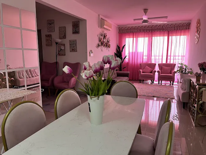 Pink House Sentrovue Picture 1